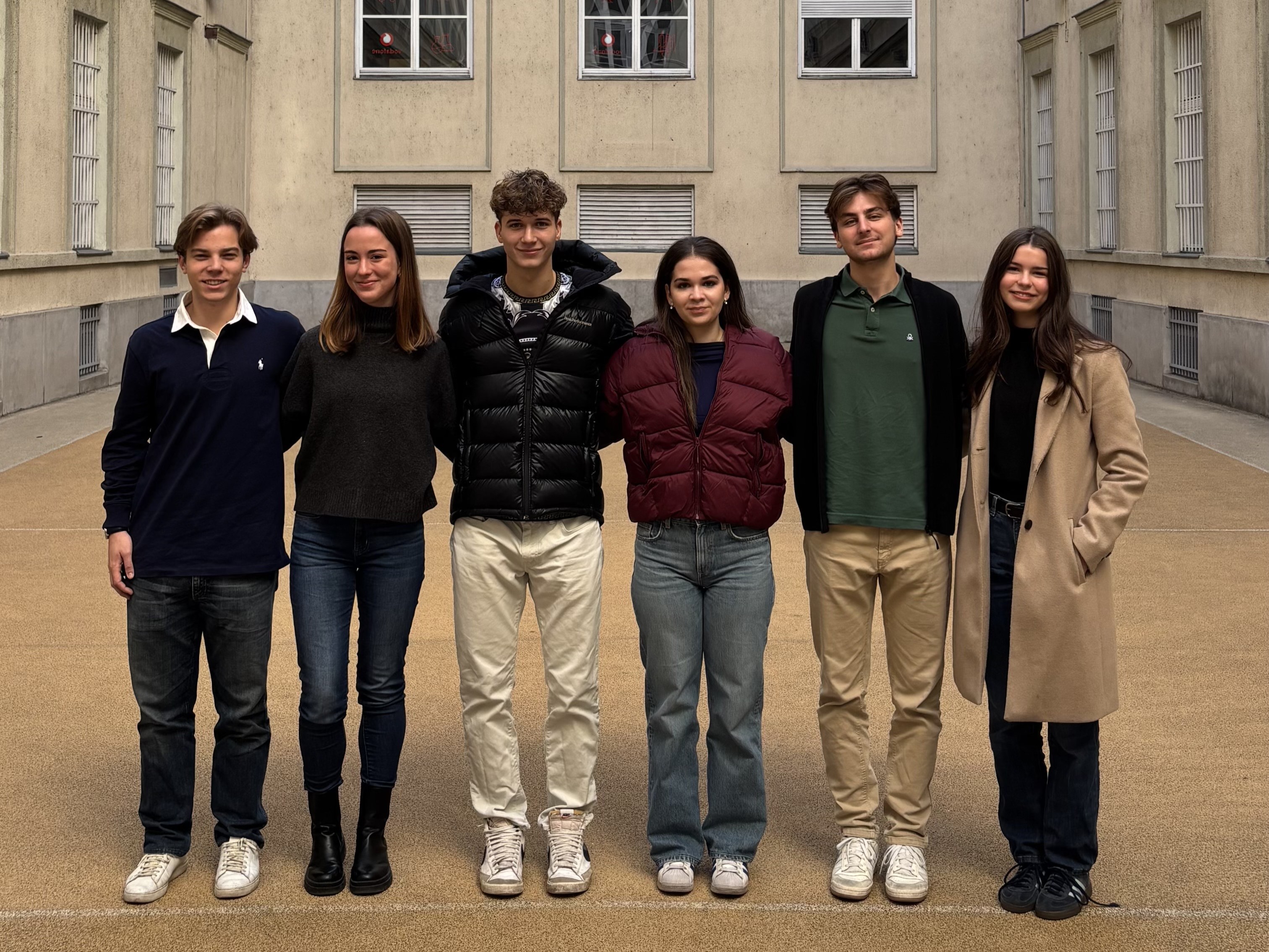 Financial Literacy Club csapata 2025